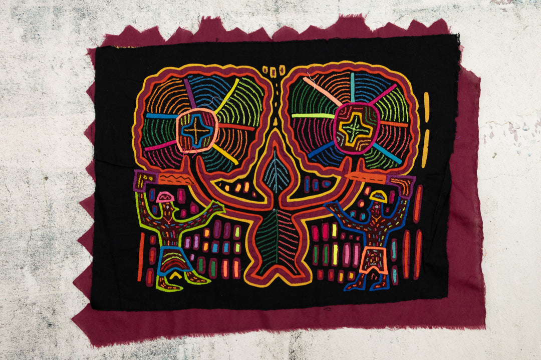 Knights of the Mola Table Panama Mola