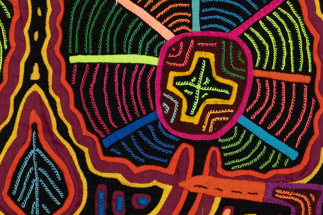 Knights of the Mola Table Panama Mola