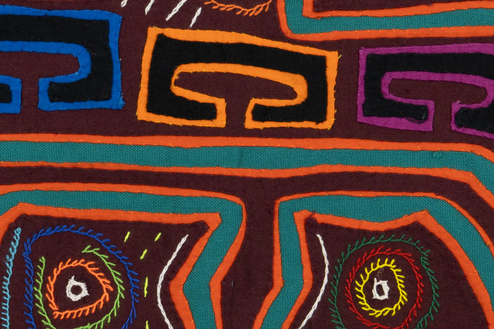 Mother Hen Panama Mola