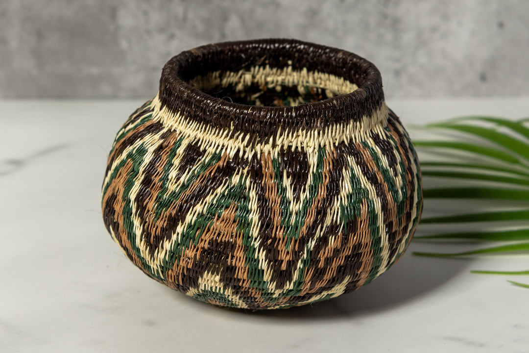 Green Star Pattern Woven Basket