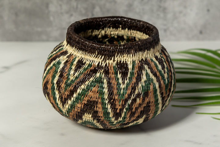 Green Star Pattern Woven Basket