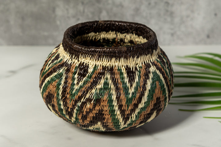 Green Star Pattern Woven Basket