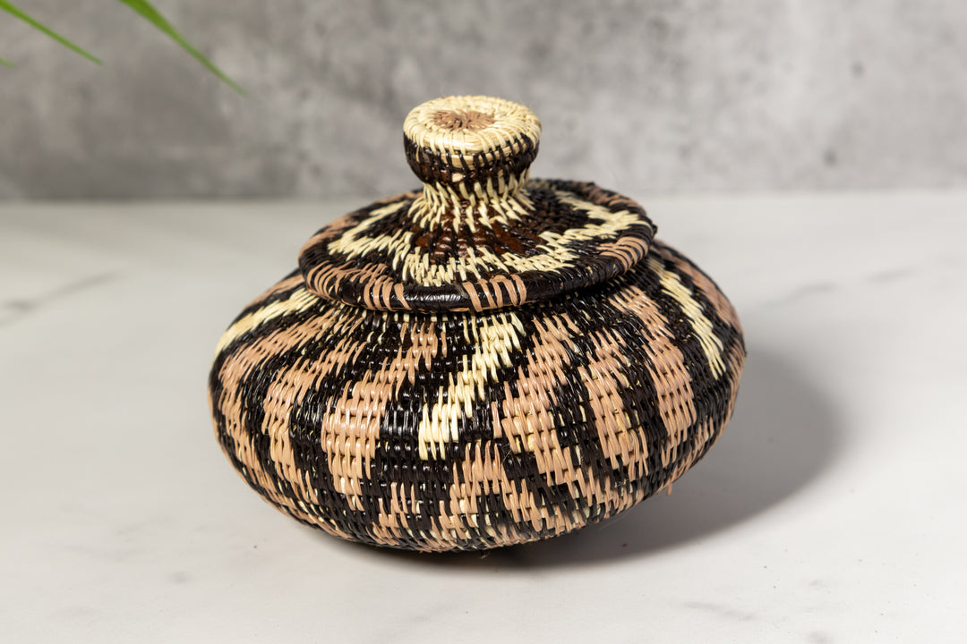 Brown Jungle Cascade Woven Basket With Top
