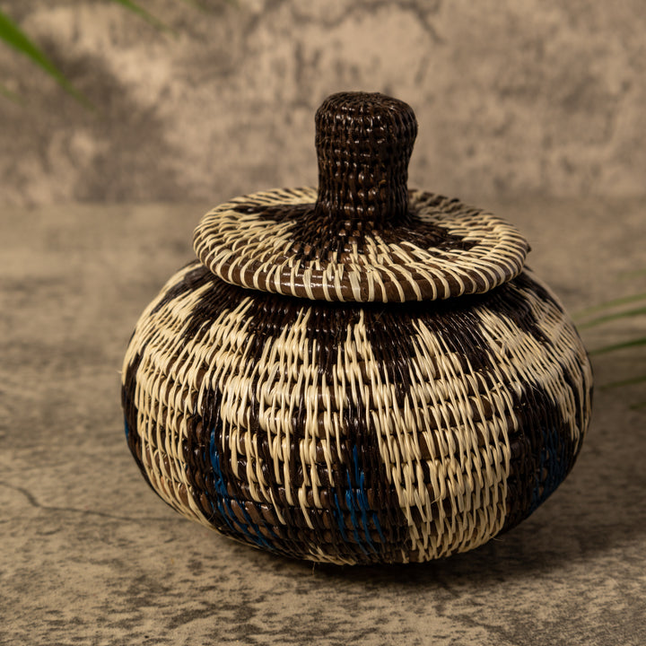 Butterfly Cascade Rainforest Basket With Top