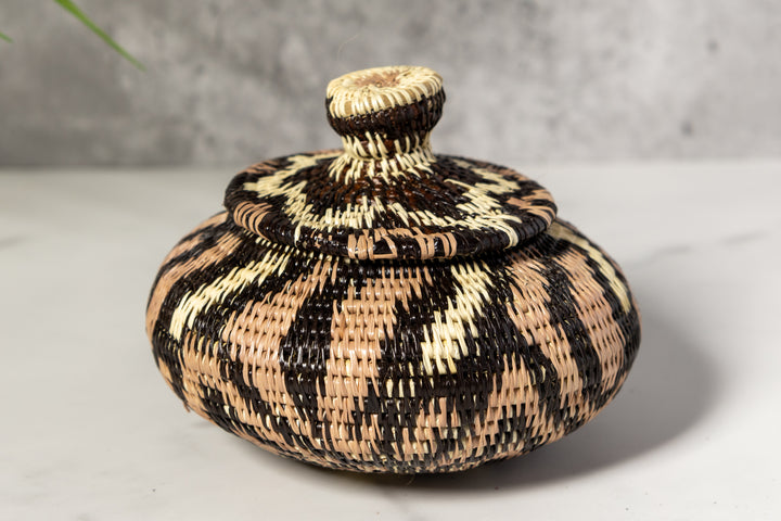 Brown Jungle Cascade Woven Basket With Top