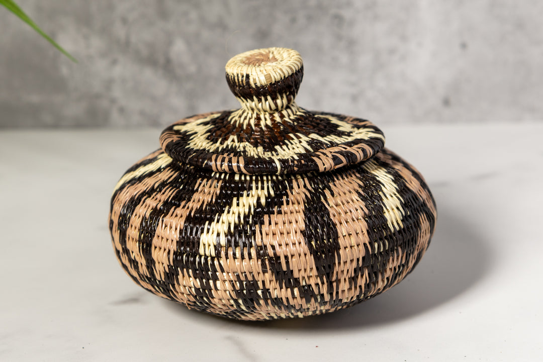 Brown Jungle Cascade Woven Basket With Top
