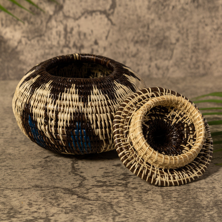 Butterfly Cascade Rainforest Basket With Top