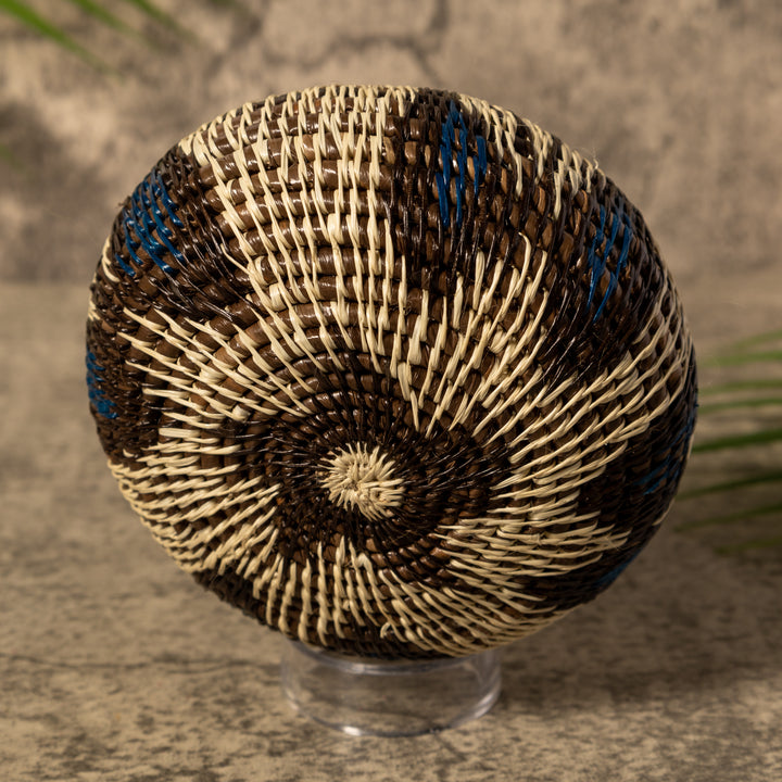 Butterfly Cascade Rainforest Basket With Top