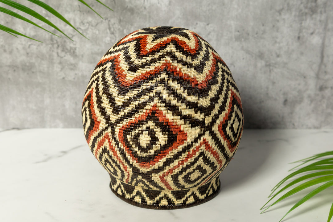Diamond Delight Woven Basket