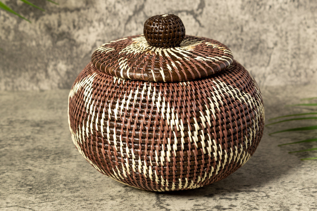 Brown Fish Net Woven Basket With Top