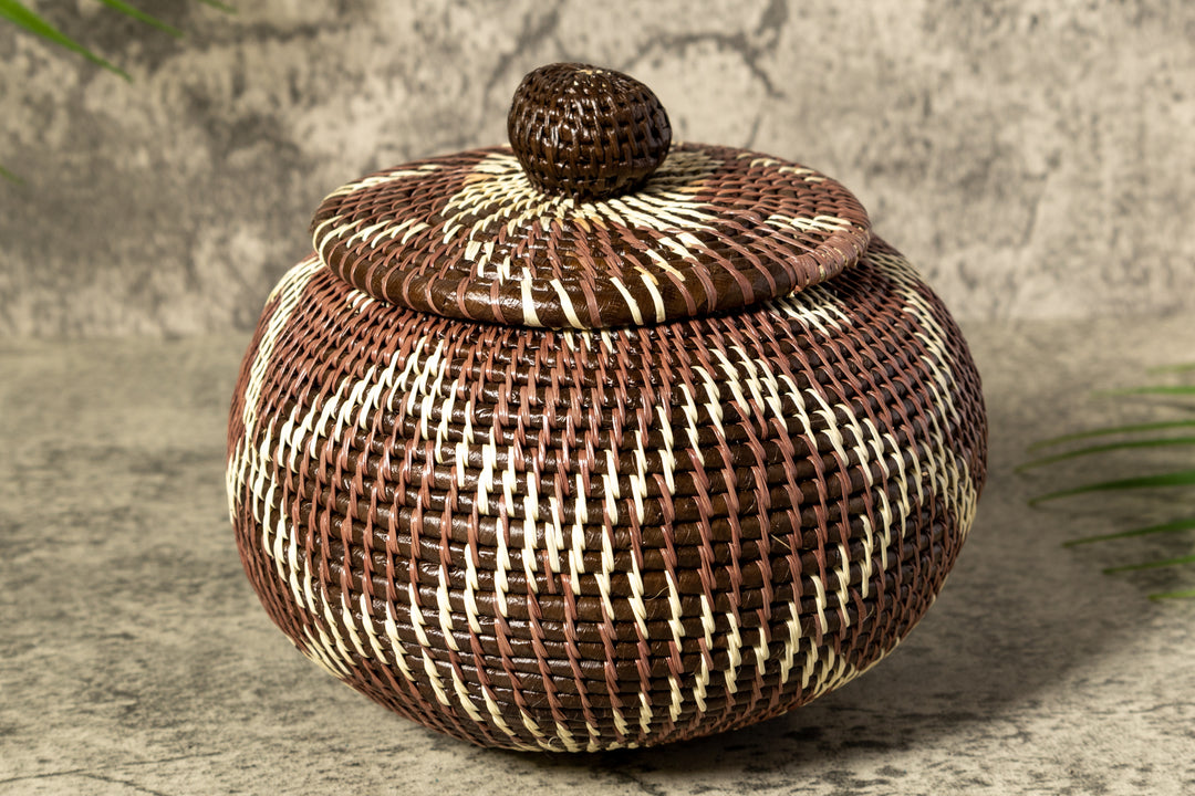 Brown Fish Net Woven Basket With Top