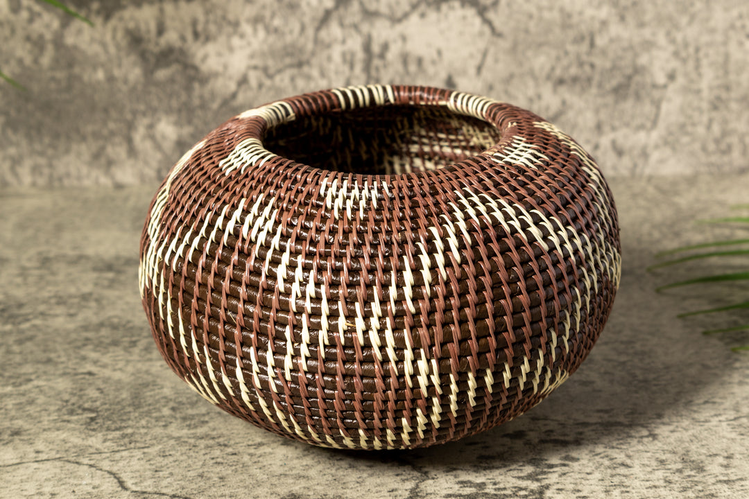 Brown Fish Net Woven Basket With Top