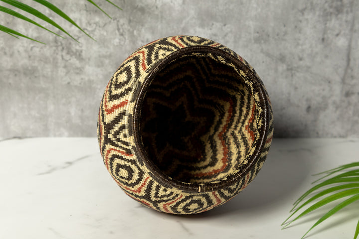 Diamond Delight Woven Basket