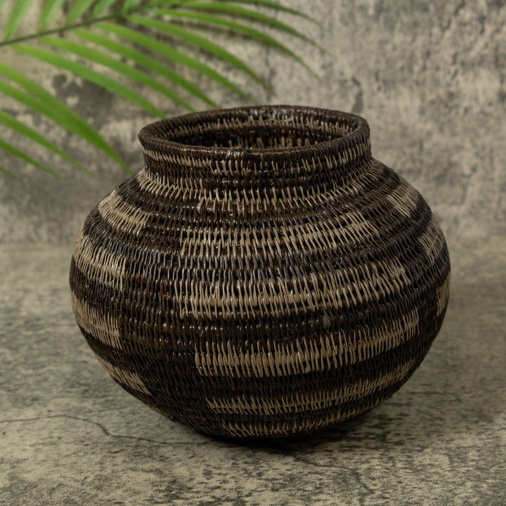 Black And Gray Fence Rainforest Basket