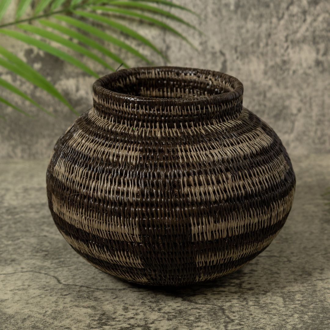 Black And Gray Fence Rainforest Basket