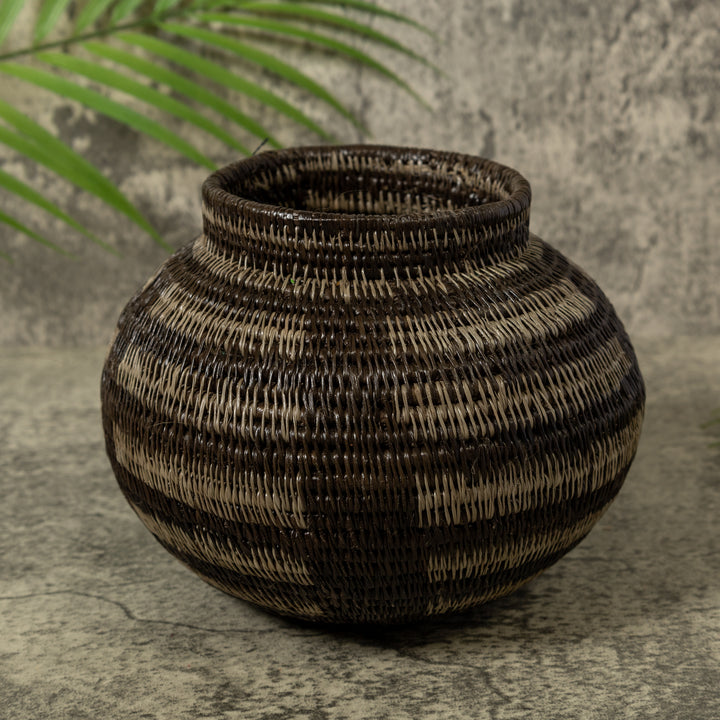 Black And Gray Fence Rainforest Basket