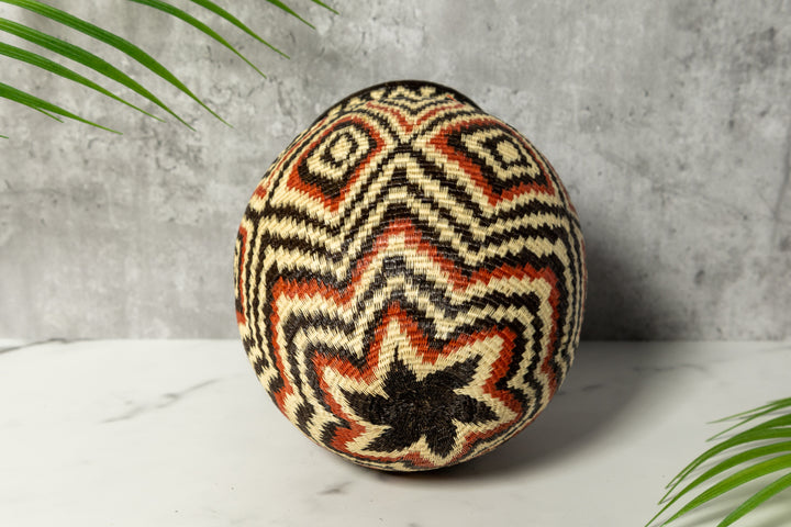 Diamond Delight Woven Basket