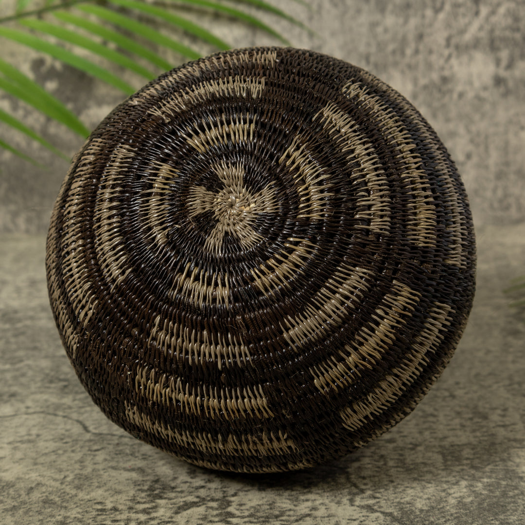 Black And Gray Fence Rainforest Basket