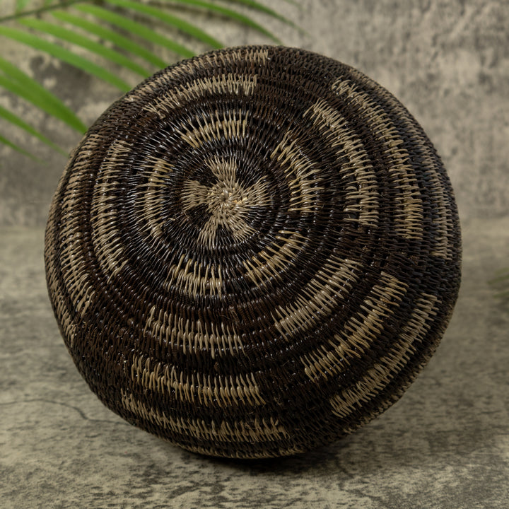 Black And Gray Fence Rainforest Basket