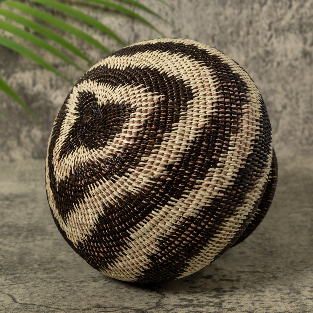 Black And White Swirling Ocean Waves Jungle Rainforest Basket