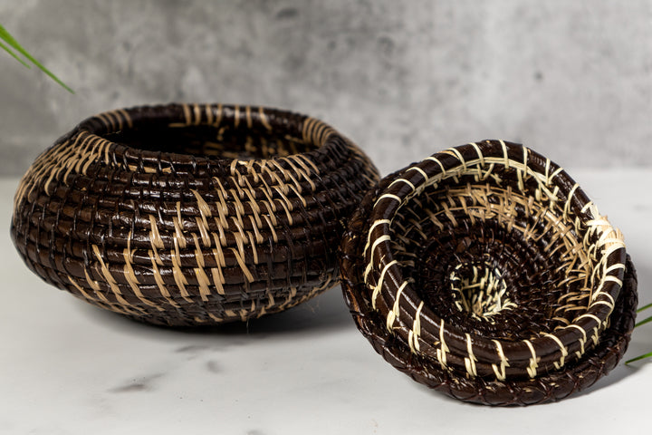 Small Black And Mauve Rainforest Basket With Top