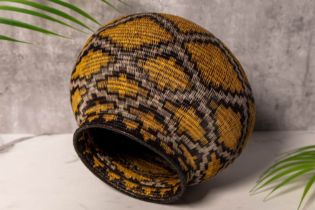 Golden Diamond Netting Rainforest Basket