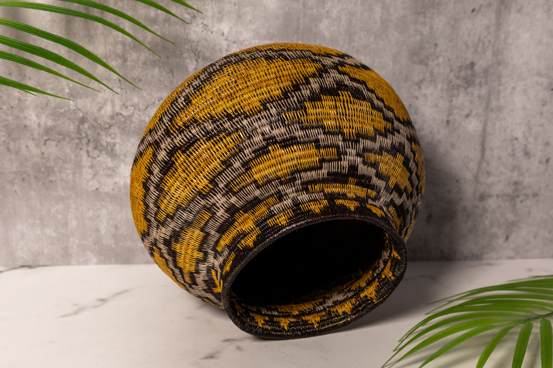 Golden Diamond Netting Rainforest Basket