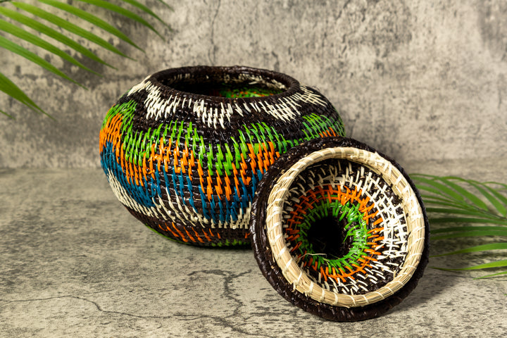 Coastal Waves Woven Basket With Top