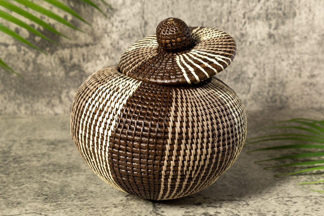 Brown And White Jungle Essence Woven Basket With Top