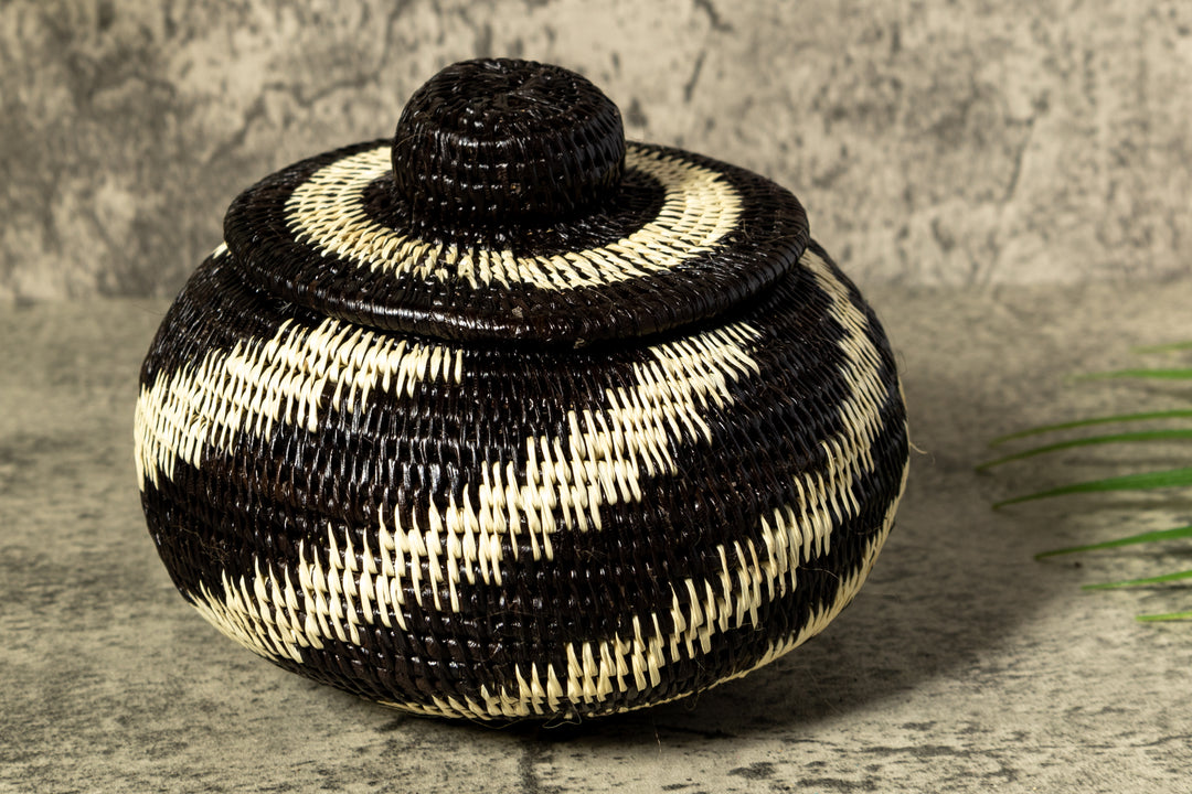 Night Swirl Woven Basket With Top