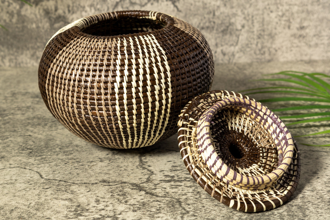 Brown And White Jungle Essence Woven Basket With Top