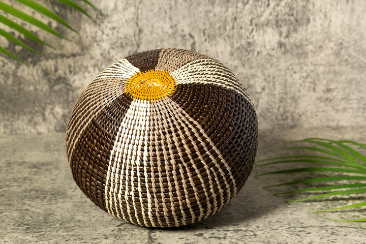 Brown And White Jungle Essence Woven Basket With Top