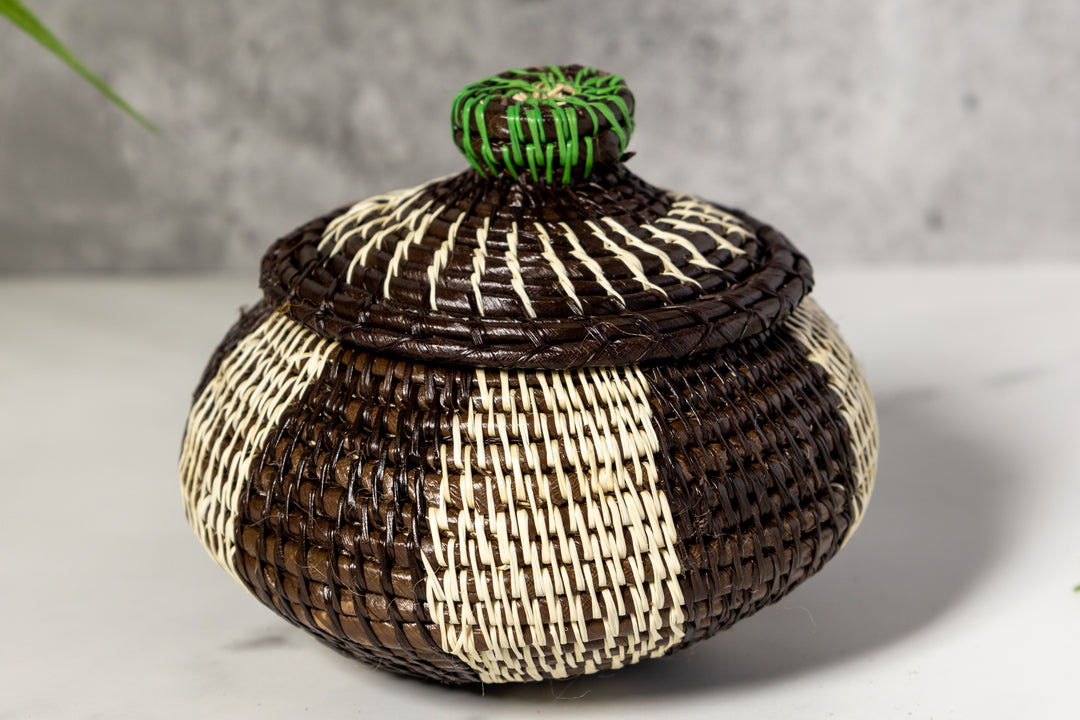 Black And White Rainforest Basket With Top