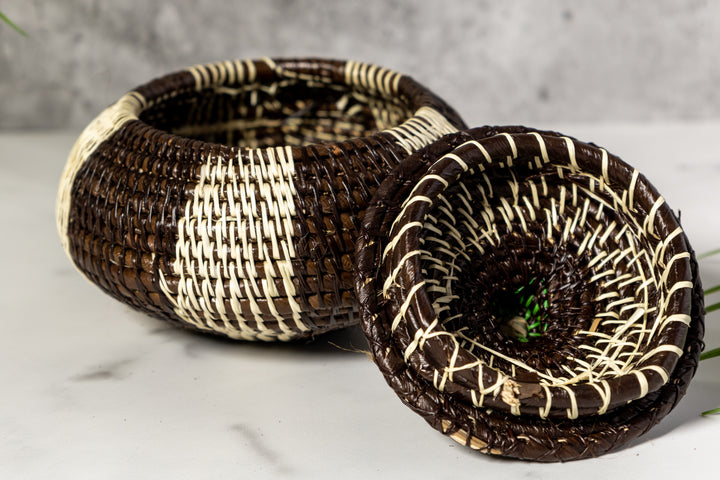 Black And White Rainforest Basket With Top