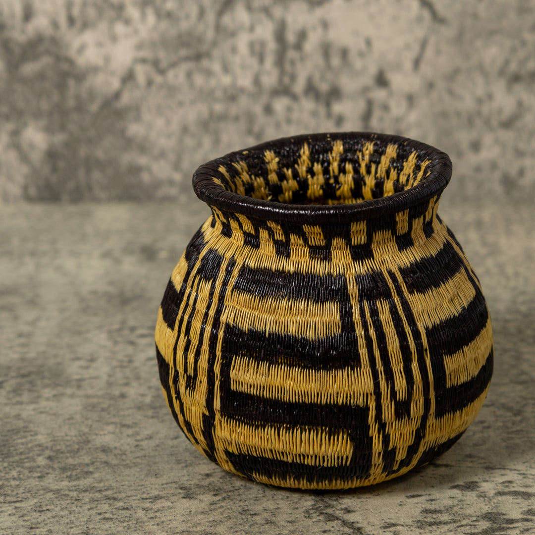 Black And Gold Exquisite Rainforest Basket