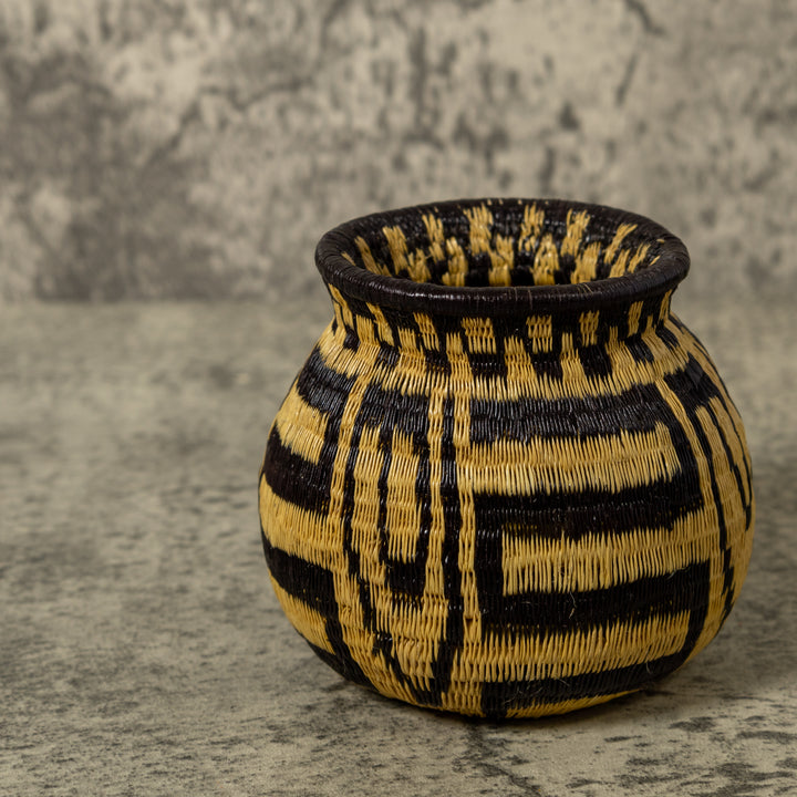Black And Gold Exquisite Rainforest Basket
