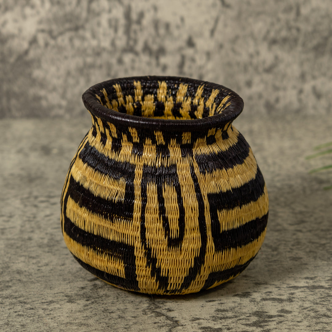 Black And Gold Exquisite Rainforest Basket