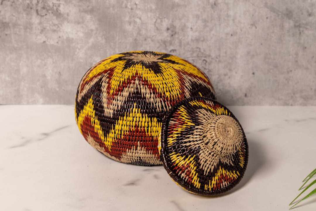 Angry Waves Woven Basket With Top