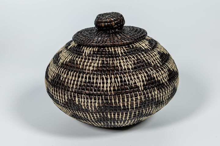 Black And White Diamond Woven Basket With Top