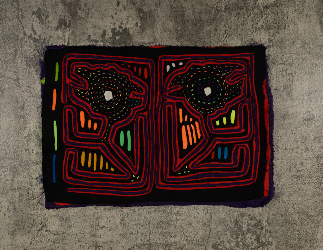 Black And Red Talking Out Of Both Sides Of Mouth Mola