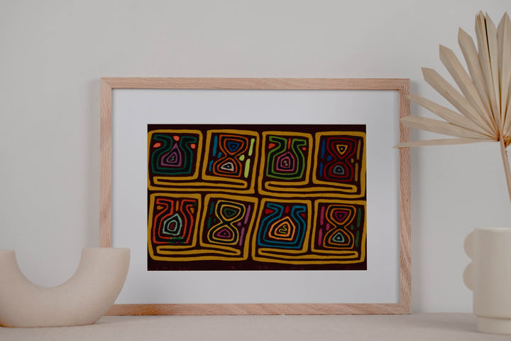 Traditional Burgundy And Gold Hour Glass Mola