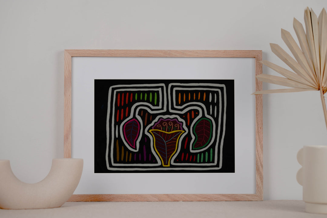 Classic Black And White Floral Flower Mola