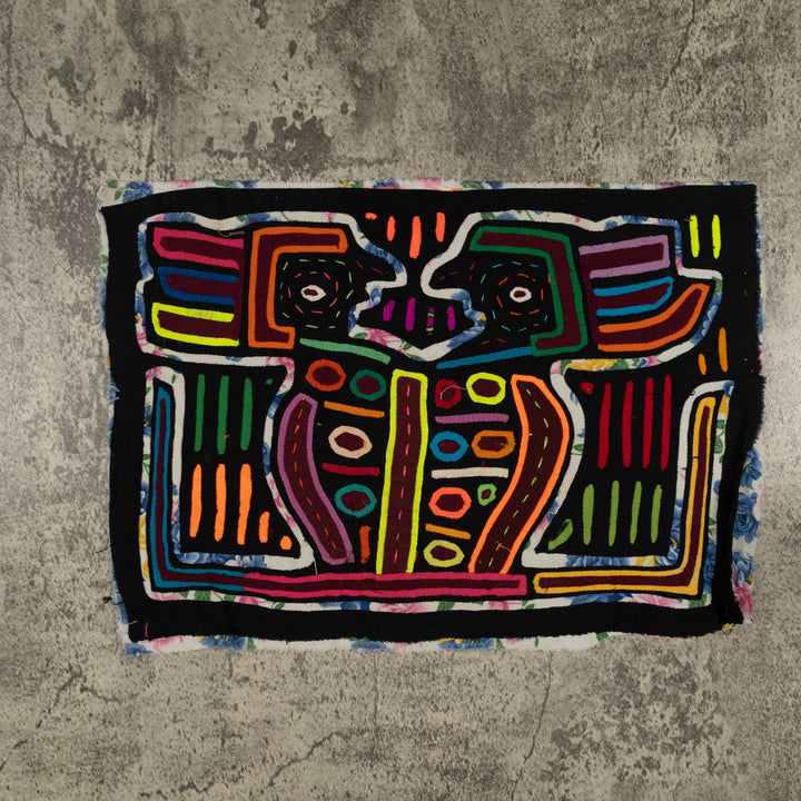 Traditional Multi-Color Debate Mola
