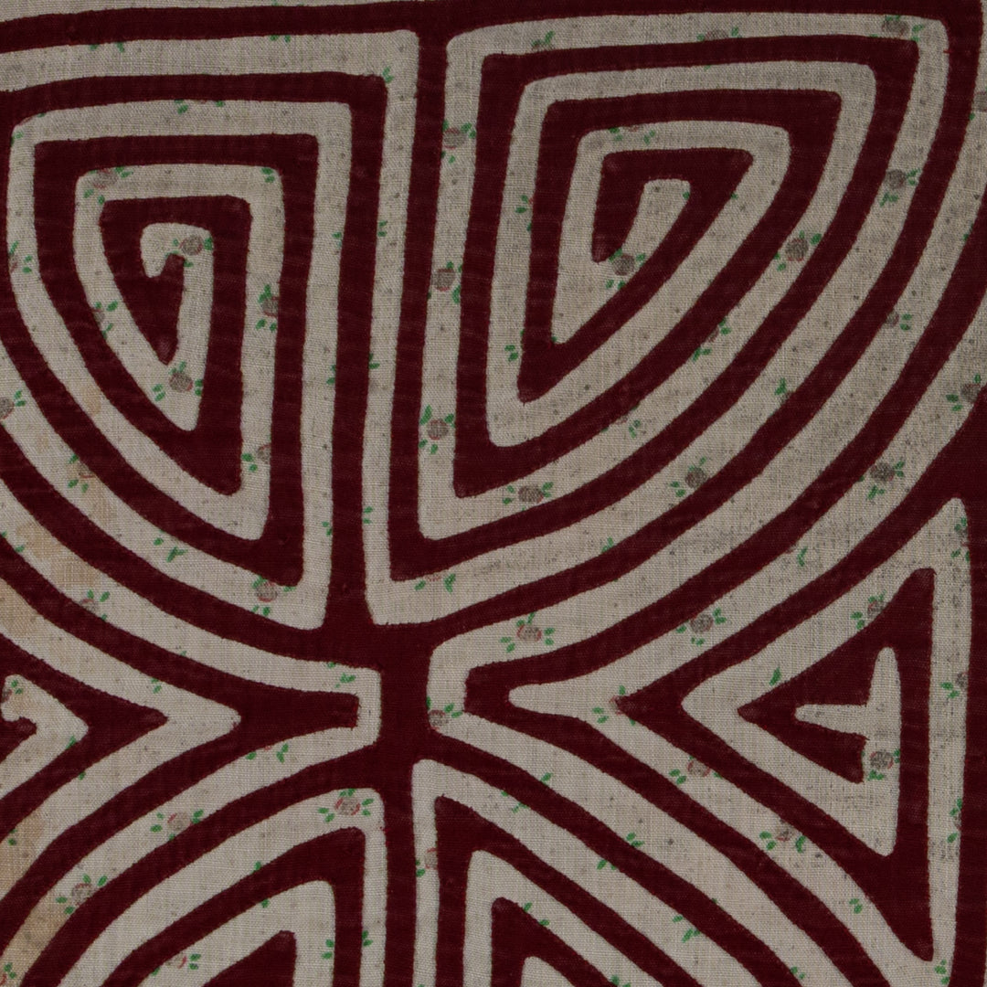 Vintage Burgundy And White Classic Design Mola
