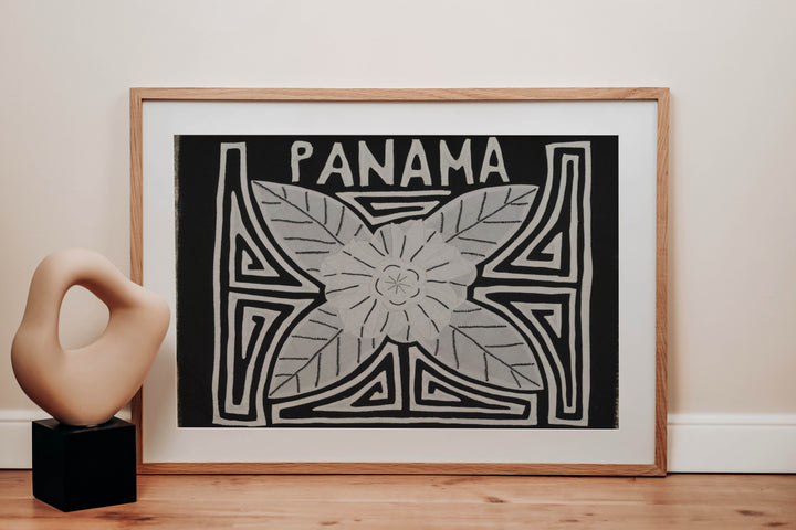 Traditional Black And White Floral flower Panama Mola