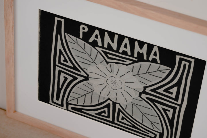 Traditional Black And White Floral flower Panama Mola