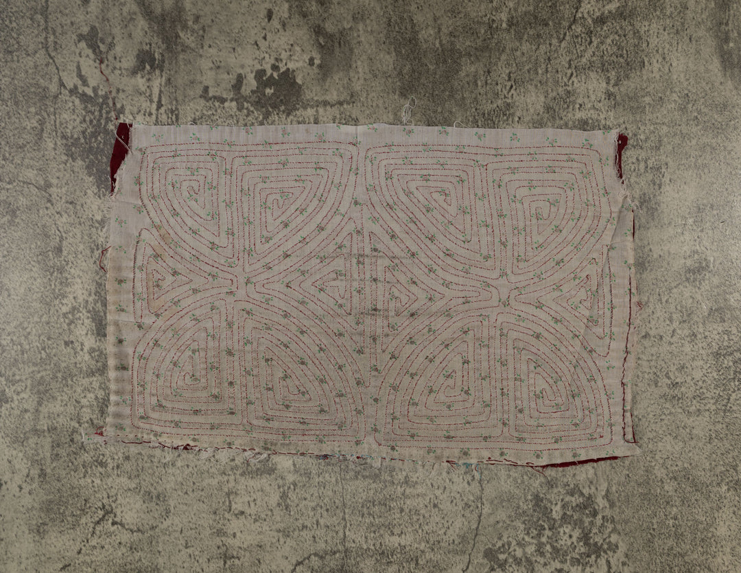 Vintage Burgundy And White Classic Design Mola