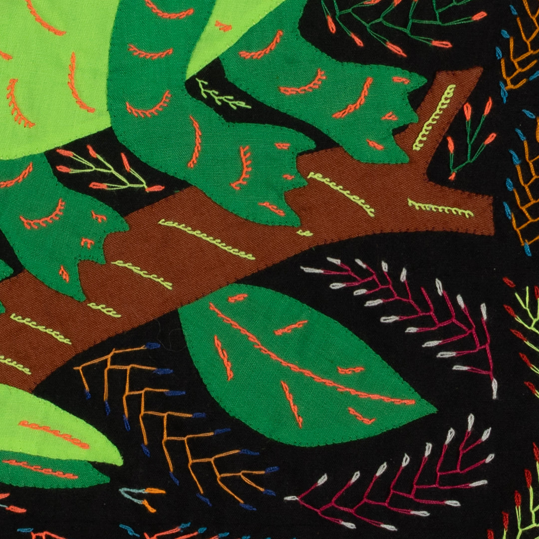 Green Iguana Mola