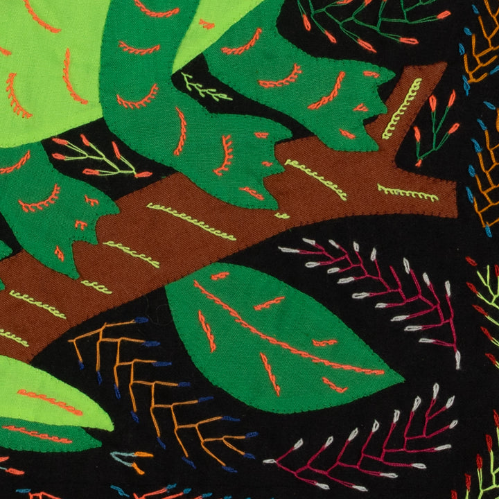 Green Iguana Mola