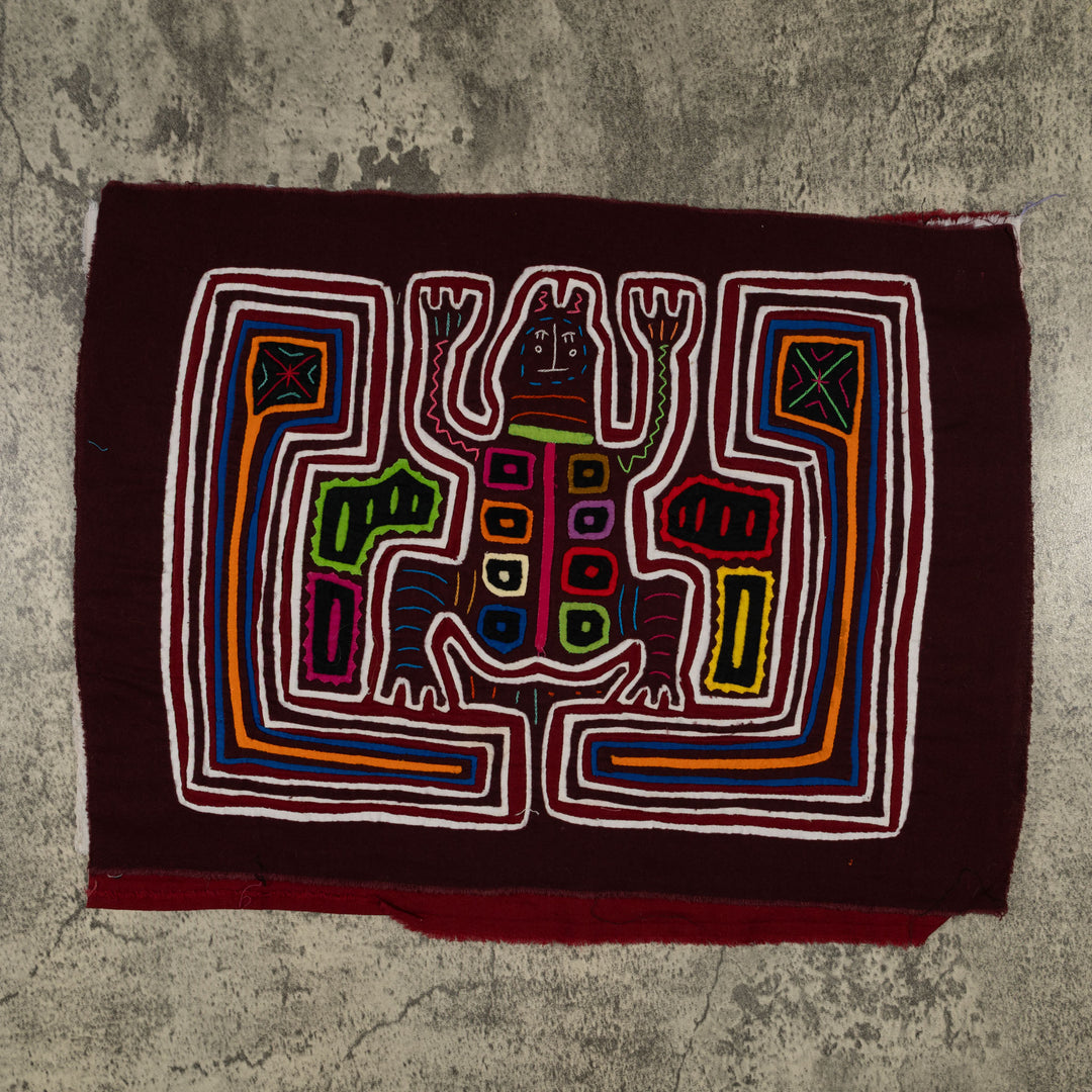 Traditional Burgundy Red And White Leaping Lizard Mola